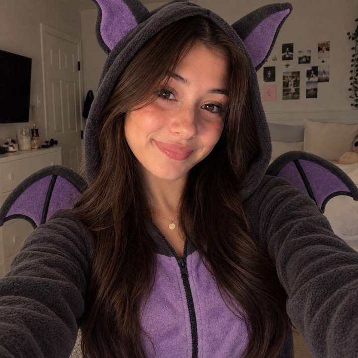 Baby Bat costume on the AI avatar