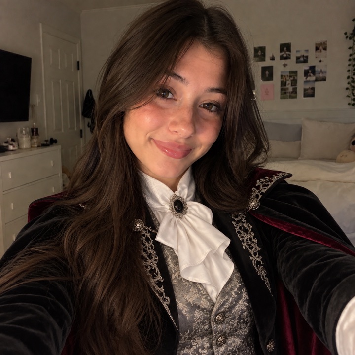 Opera Phantom costume on the AI avatar